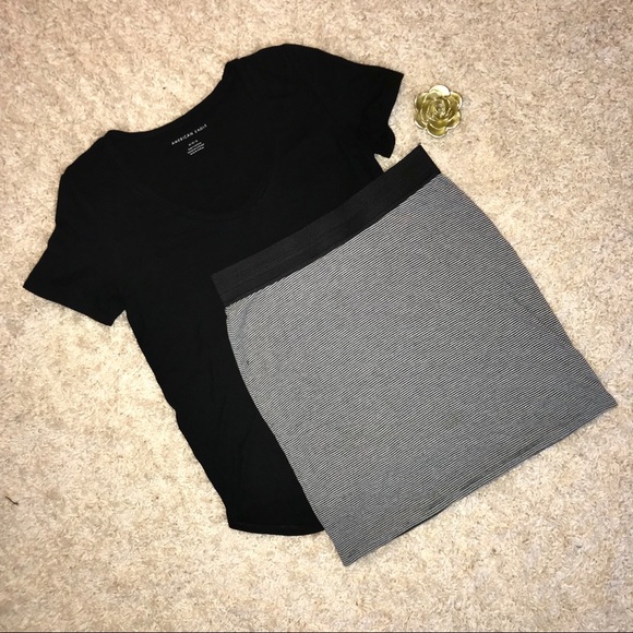 American Eagle Outfitters Dresses & Skirts - American Eagle Striped Pencil Skirt